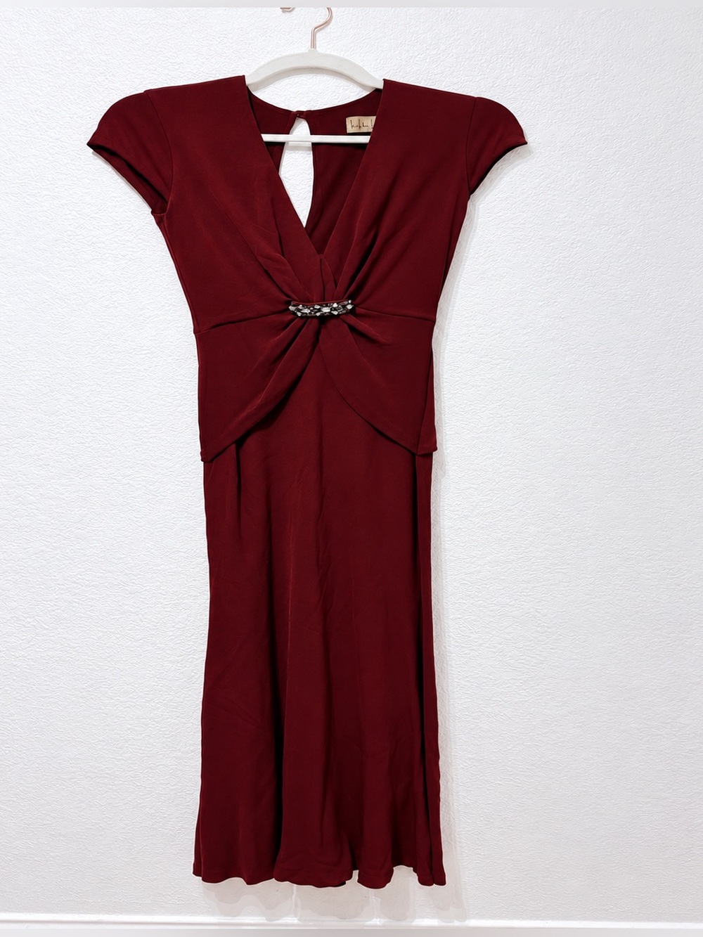 Nicole Miller Wine Twist-Front Midi Dress